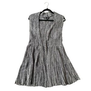 Sweater Vest Flattering Swing A-Line Sweater Vest S/M